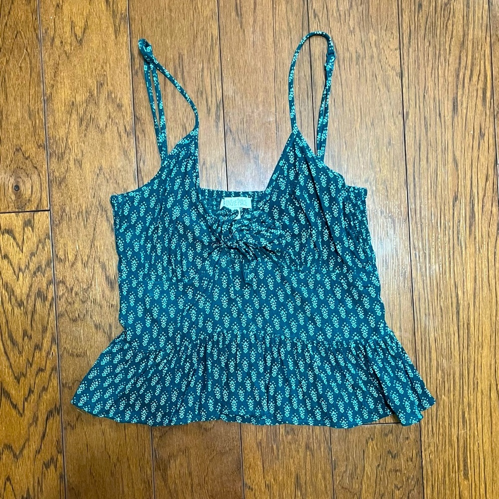 Patrons of Peace Tops | Green crop top